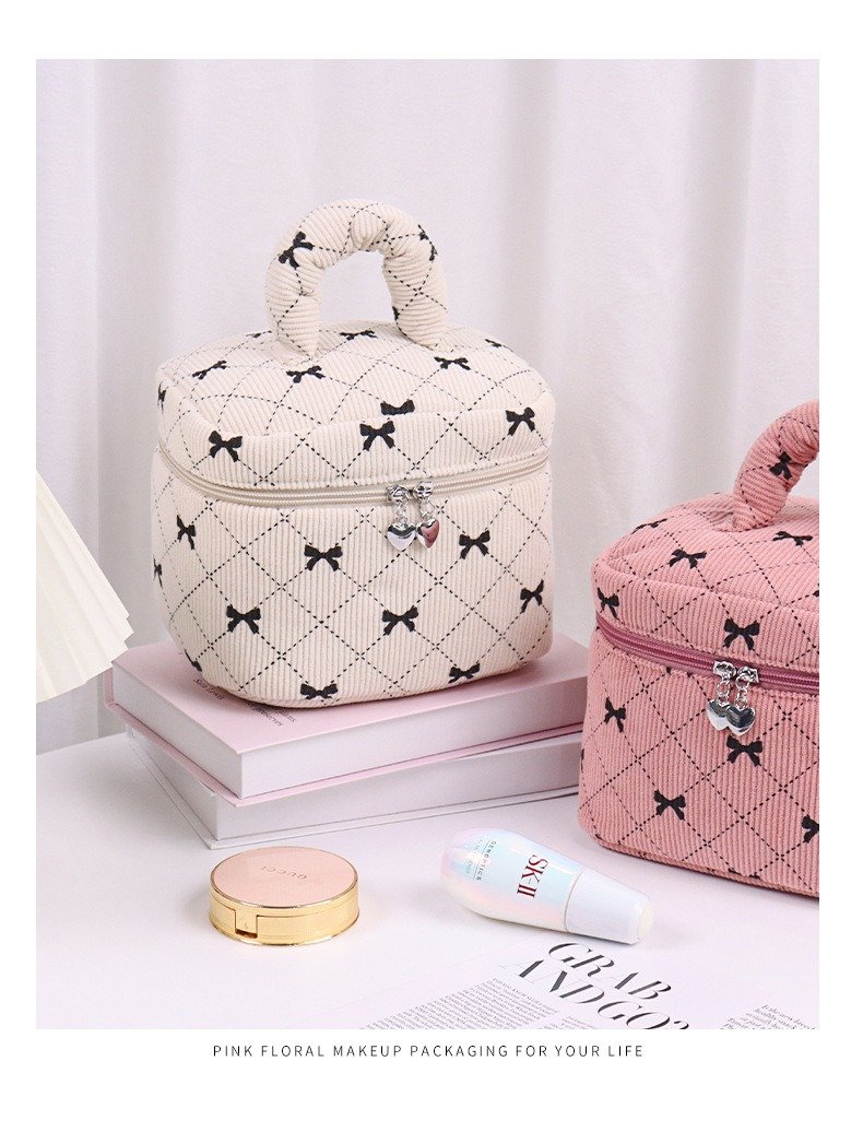 BP02065 cosmetic bag detail (4)