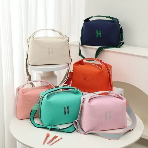 BP02091 cosmetic bag detail (1)