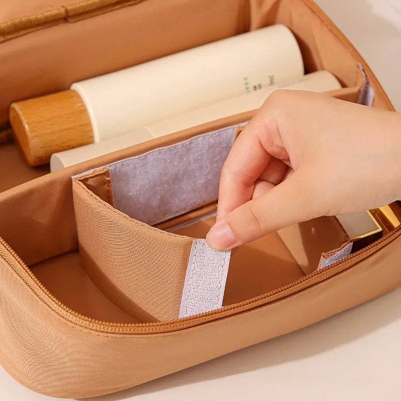 BP02093 cosmetic bag detail (2)