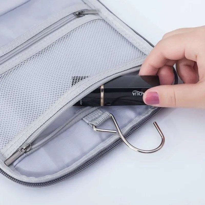 BP02096 toiletry bag detail (4)