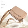 BP02158 crossbody bag detail (1)