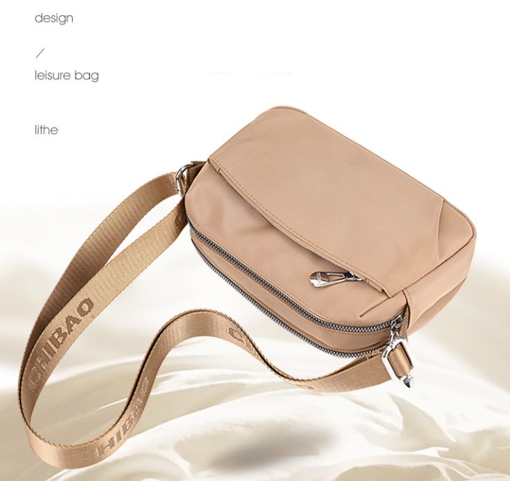 BP02158 crossbody bag detail (1)
