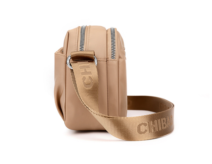 BP02158 crossbody bag detail (4)