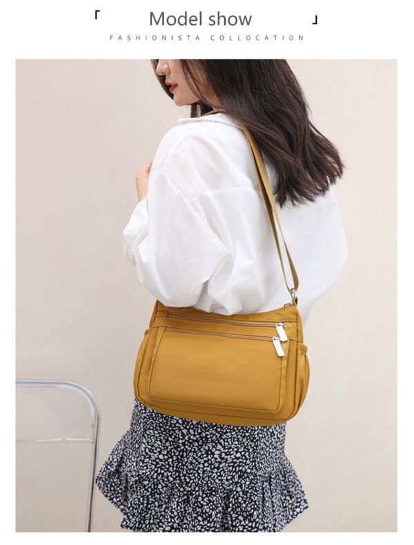 BP02159 crossbody bag detail (10)