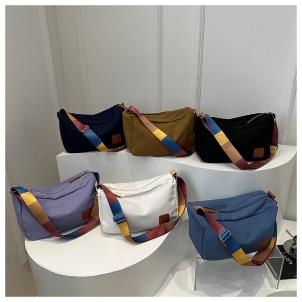 BP02161 crossbody bag detail (8)