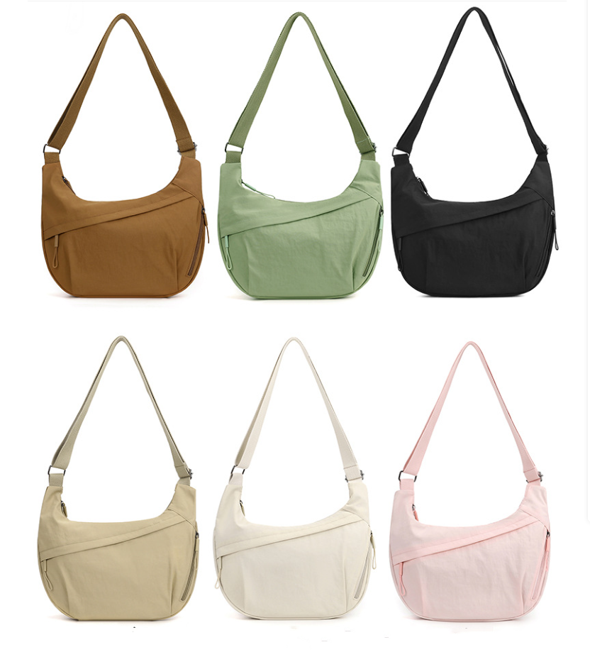 BP02162 crossbody bag detail (1)