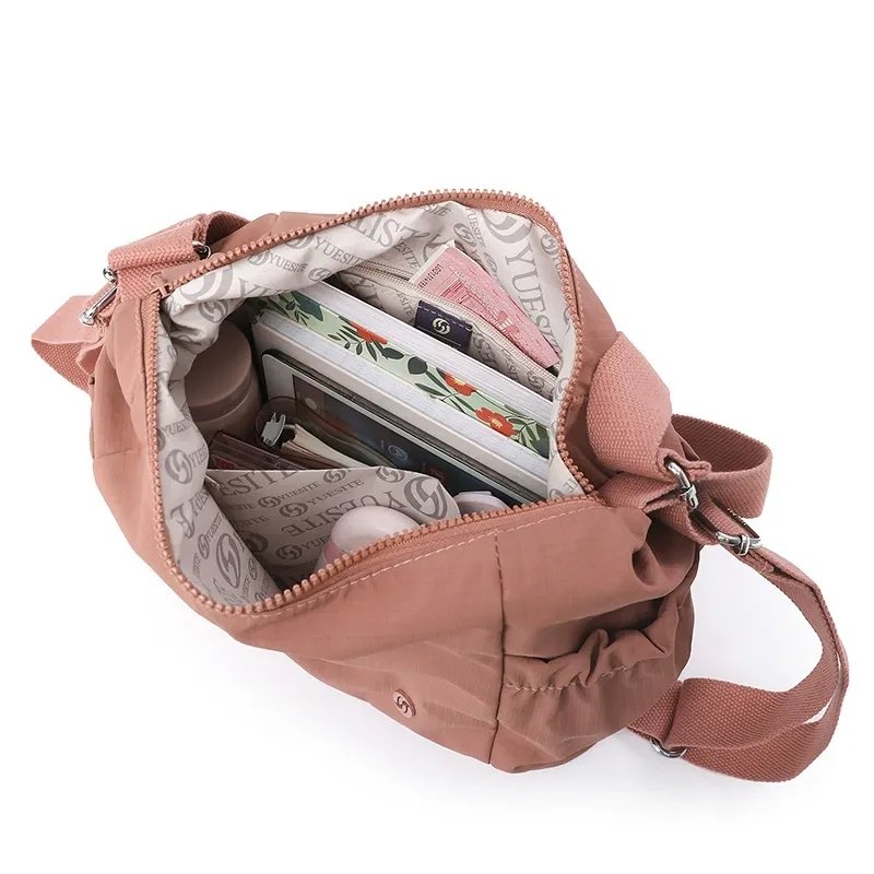 BP02163 crossbody bag detail (4)